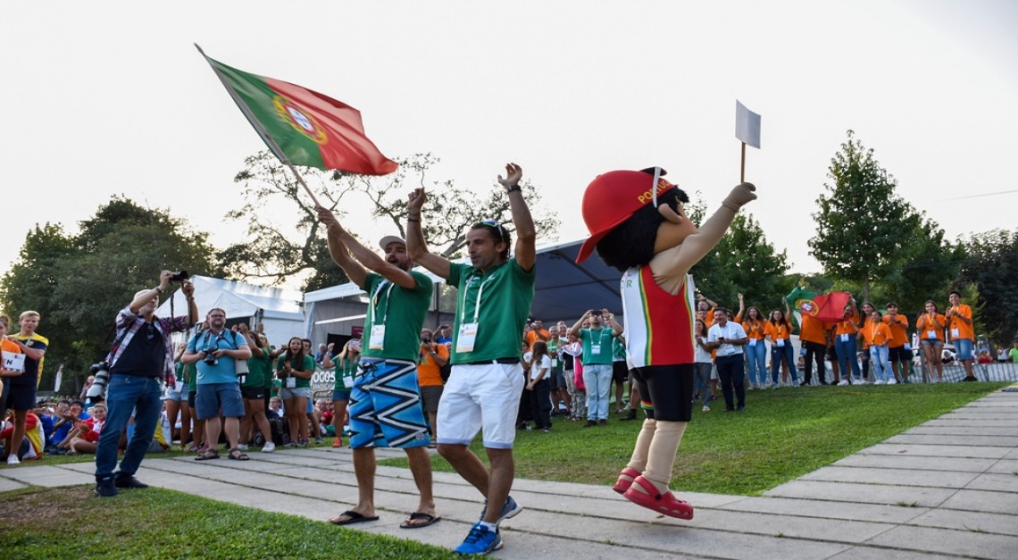 Prado ao rubro na abertura oficial do Campeonato do Mundo de Maratona em Canoagem