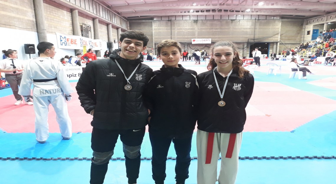 Taekwondo do GD Prado brilha na Galiza